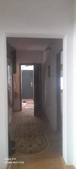 Apartament cu 3 camere decomandat în Pașcani