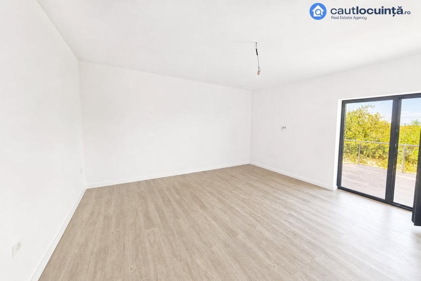 Casă cu 5 camere cu Teren 500 Mp în Chitila