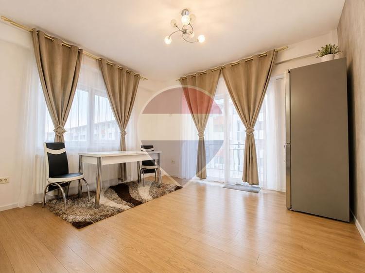 Apartament cu 3 camere semidecomandat în Chiajna