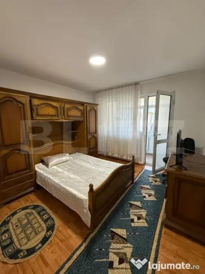 Apartament cu 3 camere decomandat în 9 Mai