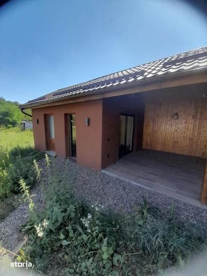 Casă cu 3 camere cu Teren 1480 Mp în Cucerdea