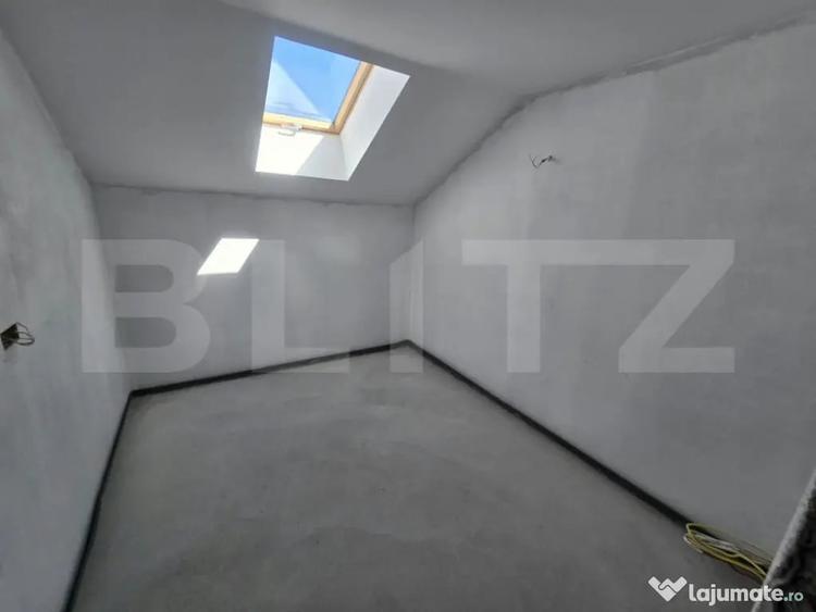 Casă cu 5 camere cu Teren 550 Mp în Săcueni