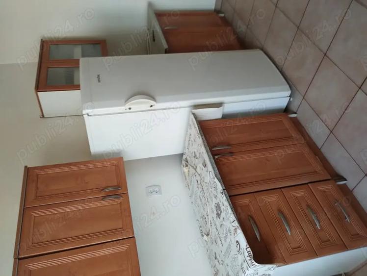Apartament cu 2 camere nedecomandat în Cetate