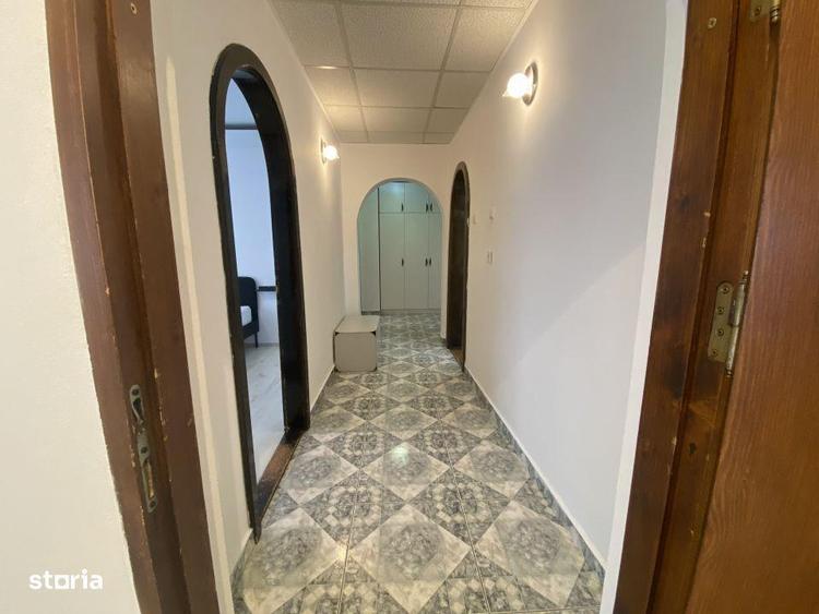 Apartament cu 2 camere decomandat, mobilat în Est
