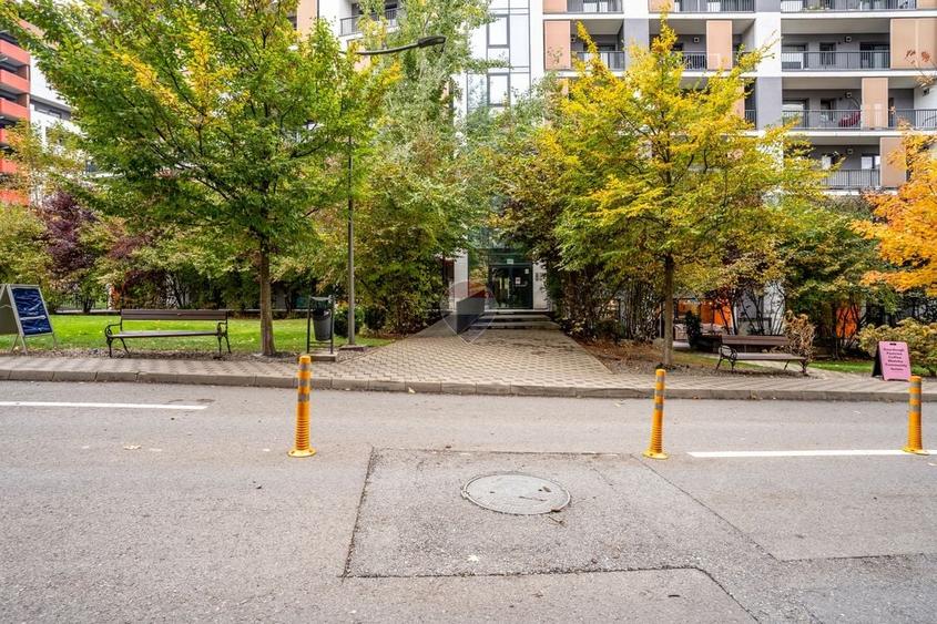 Apartament cu 2 camere decomandat, mobilat în Central