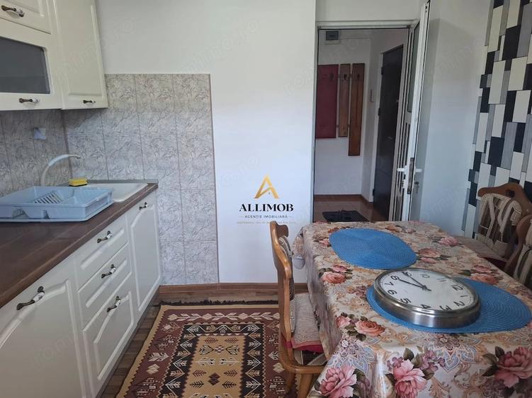 Apartament cu 2 camere decomandat în Mihai Bravu
