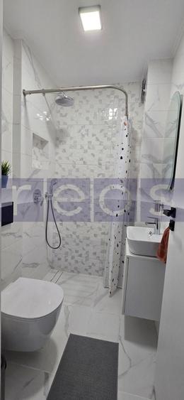 Apartament cu 3 camere, mobilat în Brâncoveanu