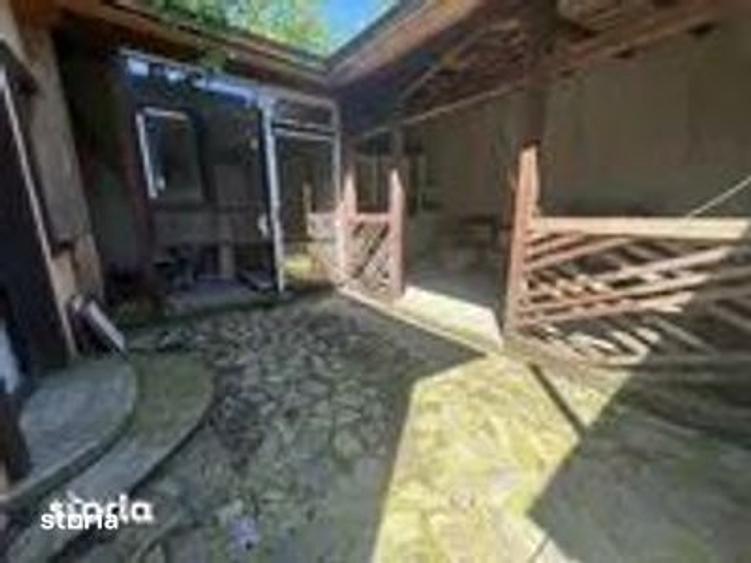 Casă cu 3 camere cu Canalizare în Chercea