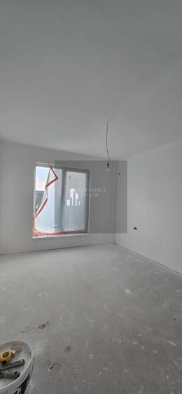 Casă individuală cu 3 camere cu Canalizare în Vârteju