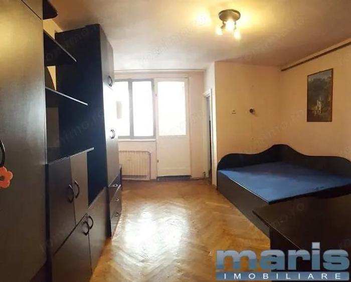 Apartament cu 4 camere decomandat, mobilat în Tudor Vladimirescu