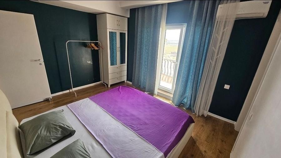 Apartament cu 3 camere decomandat în Crețuleasca