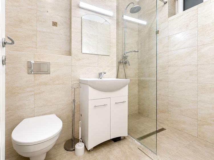 Apartament cu 3 camere decomandat, mobilat în Iosefin