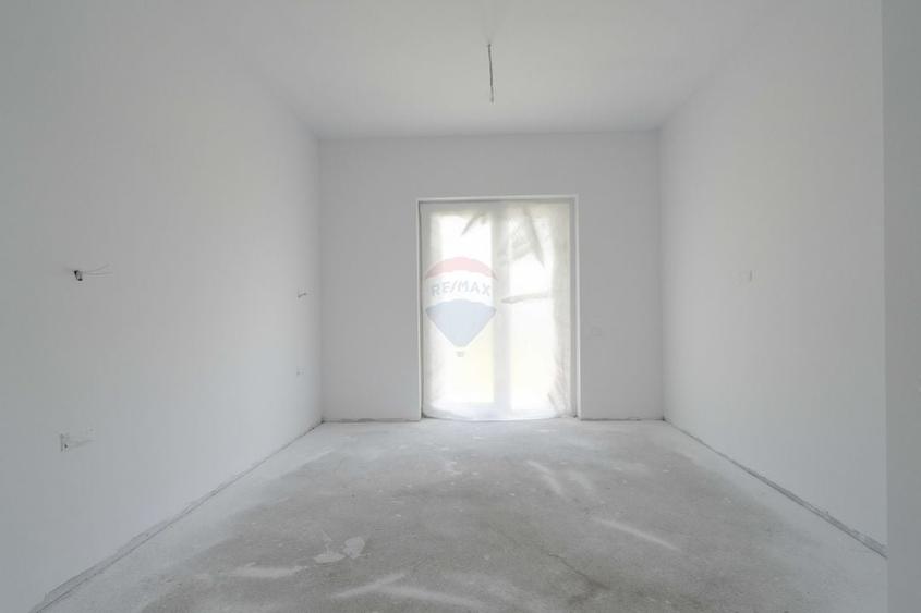 Duplex cu 4 camere cu Teren 400 Mp în Dealuri Oradea
