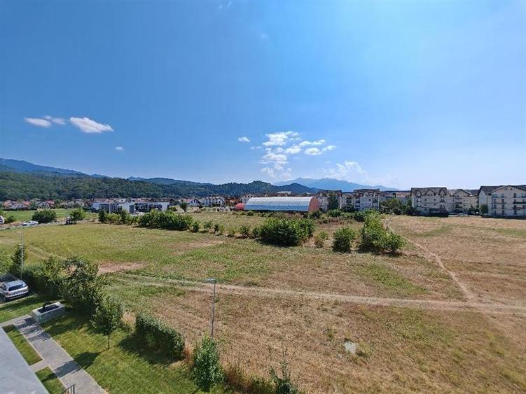 Apartament cu 2 camere decomandat, mobilat în Periferie