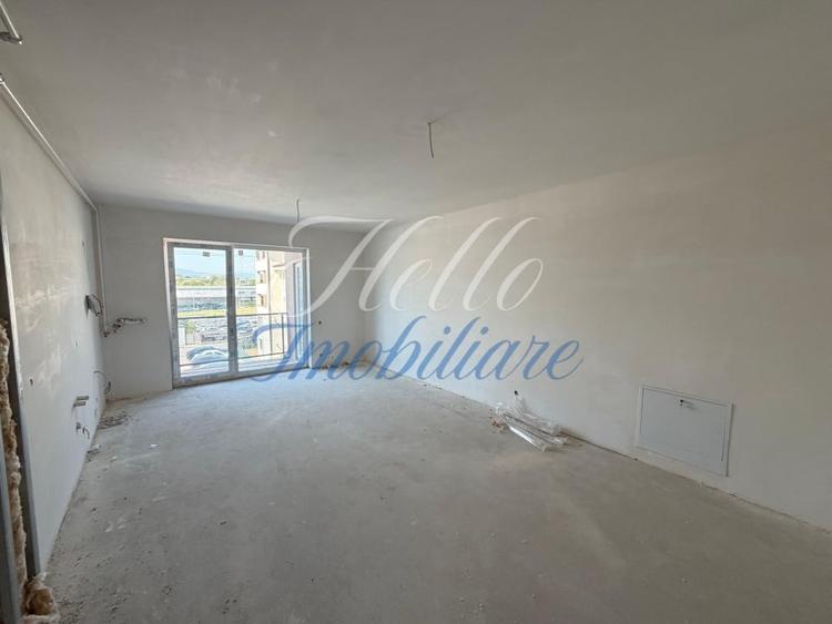 Apartament cu 2 camere semidecomandat în Florești