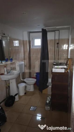 Casă cu 3 camere cu Teren 764 Mp în Central