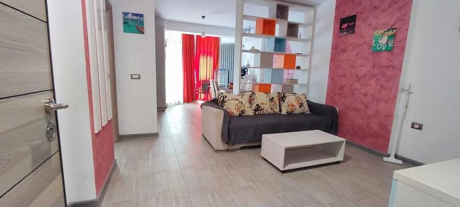 Apartament cu 2 camere semidecomandat în Nord