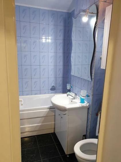 Apartament 2 camere, decomandat, etaj 2/10, zona Podu Ros - 7