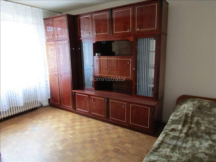 Apartament zona CEDONIA- str. Luptei