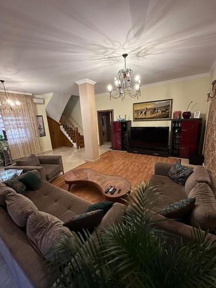 Pantelimon-Cernica, vila cu 6 camere de vanzare, 284 mp construiti - 2