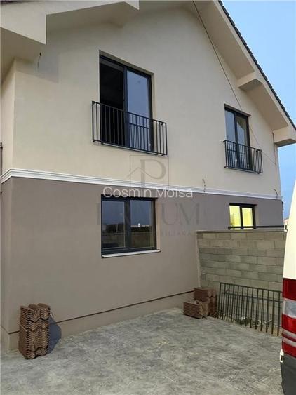 Duplex superb - compartimentare practica - bucatarie inchisa.