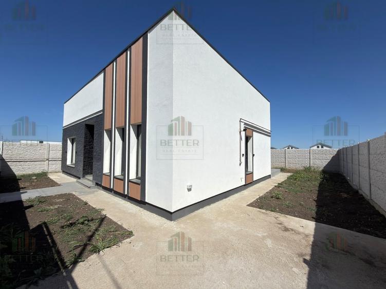 Casă individuală cu 4 camere cu Teren 310 Mp în Berceni