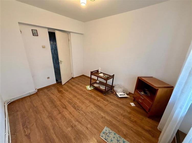 Gara - Etaj 1 - Apartament cu 4 camere - 2