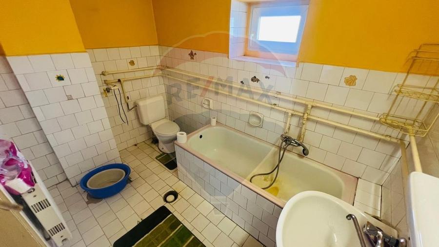 Casă Spațioasă cu teren Generos de 3416 mp în Tăuții Măgherăuș - 16