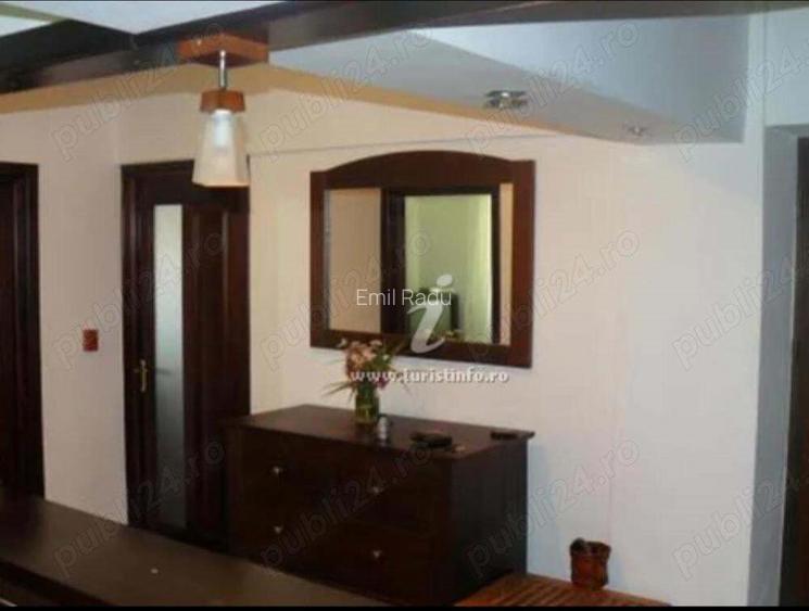 Apartament 3 camere, la parter in Slanic Moldova Apartament 3 camere, la parter in Slanic Moldova