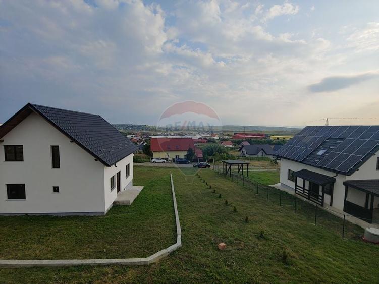 Casa / Vila individuala cu 560 mp teren, de vanzare in Scheia, Suceava - 26