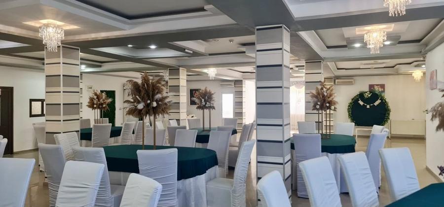 Hotel/Pensiune, de 1,200 mp, în Bogdan Vodă