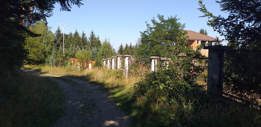 Teren Sacele zona de relaxare pretabil investitie - 1