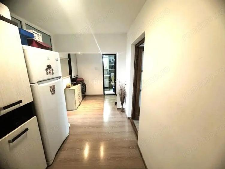 Apartament 3 camere 89,70mp strada Cuza Voda