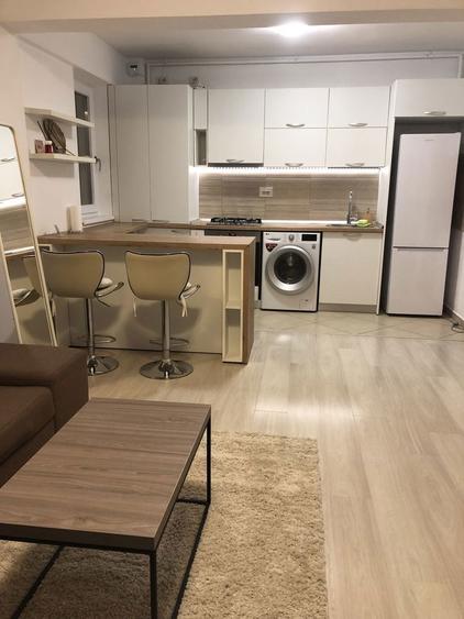 Proprietar inchiriez apartament - 1