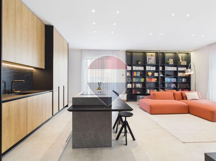 Duplex cu 4 camere cu Teren 202 Mp în Central