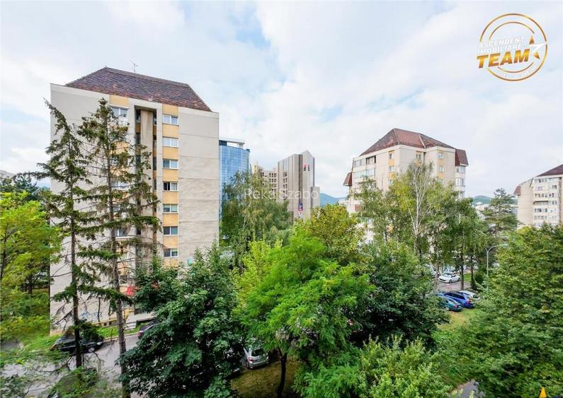 Tur LIVE! Rezidenta Centru Civic, oportunitate personalizare