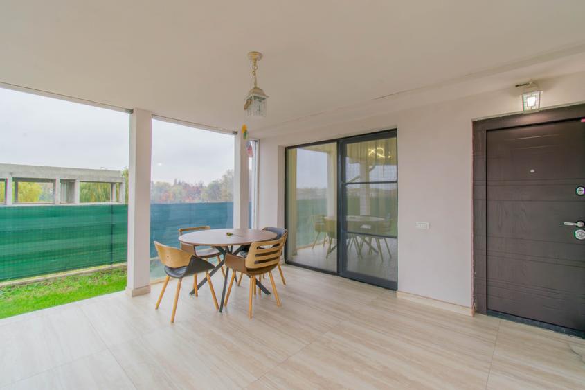 Vilă modernă cu vedere la lac, minicomplex inchis - 3