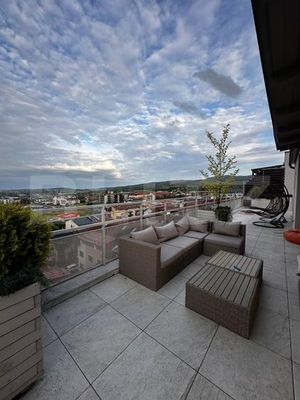 Apartament tip penthouse, 210 mp, 260 mp terasa, 2 garaje, Buna Ziua - 1