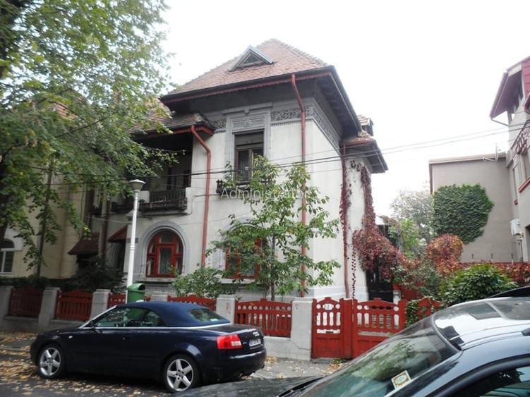 Casă cu 8 camere în Kiseleff