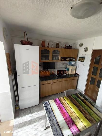 Apartament 3 camere cf 1 decomandat zona Unirii Sud-Viitorului - 8