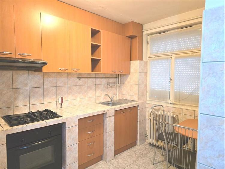 Apartament cu patru camere de vanzare  Fagaras - 4