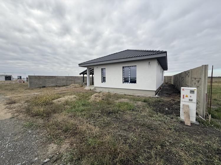 Casa individuala, 4 camere, 105 utili, 580 teren, Sanmihaiu Roman - 19