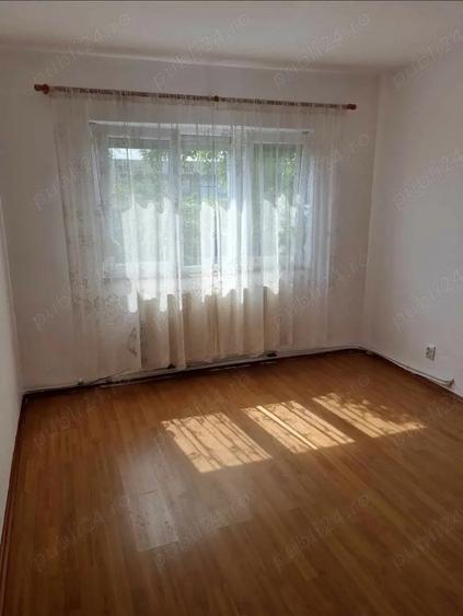 Apartament de vanzare - 2