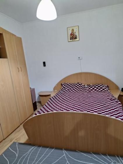 Casa de vânzare pe Cuza - 10