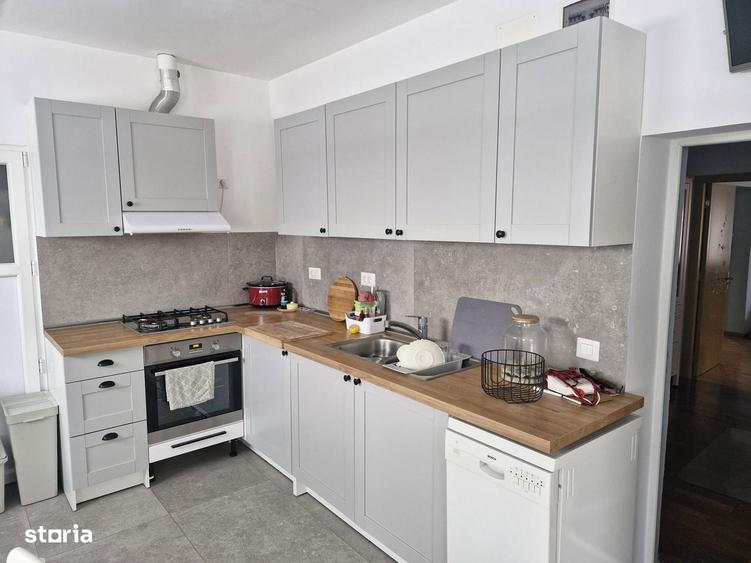 Casa cu mansarda ?i curte, 4 camere, 90.000 EUR - 15