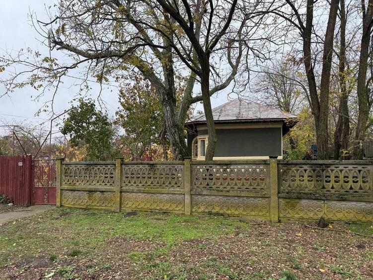 Casa Locuibila De Vanzare - 5