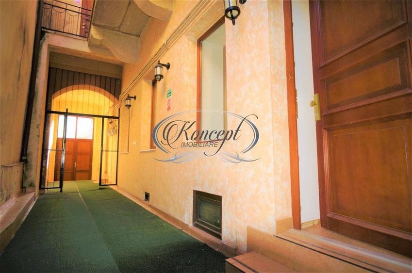 Vila interbelica in Piata Muzeului - 11