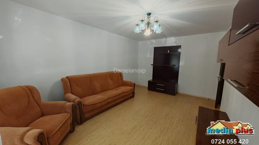 De vânzare – Apartament 3 camere, decomandat, Siderurgiștilor