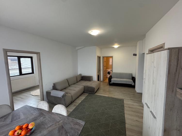 Apartament 3 camere / etaj 3 ( mansarda dreaptă).sector 1/ Laminorului - 11