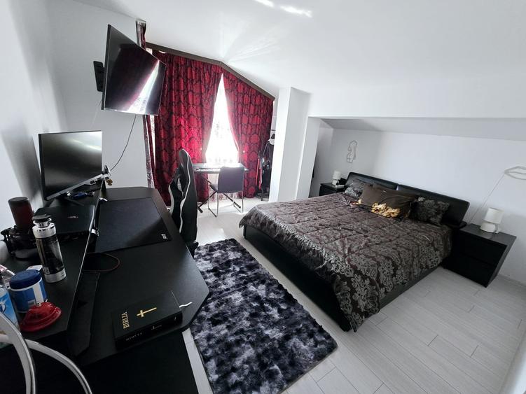 Vila tip duplex MOBILATA SI UTILATA - 4 camere - 2 bai - str asfaltata - 8